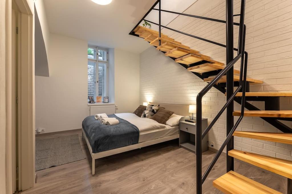 Eclectic And Design Duplex In Prague Apartment ภายนอก รูปภาพ